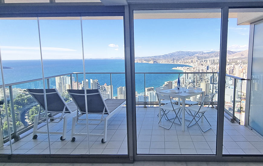vistas-increibles-desde-la-planta-39-apartmentos-en-torre-lugano